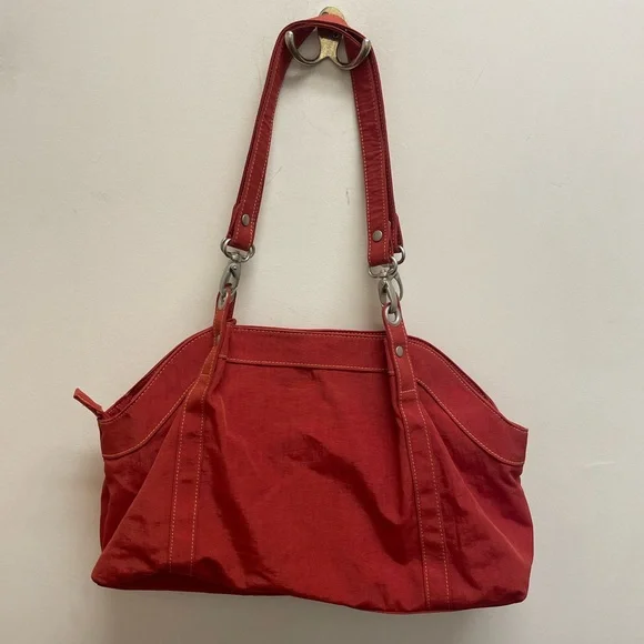 Baggalini Hampton Shoulder Bag - Picture 3 of 6